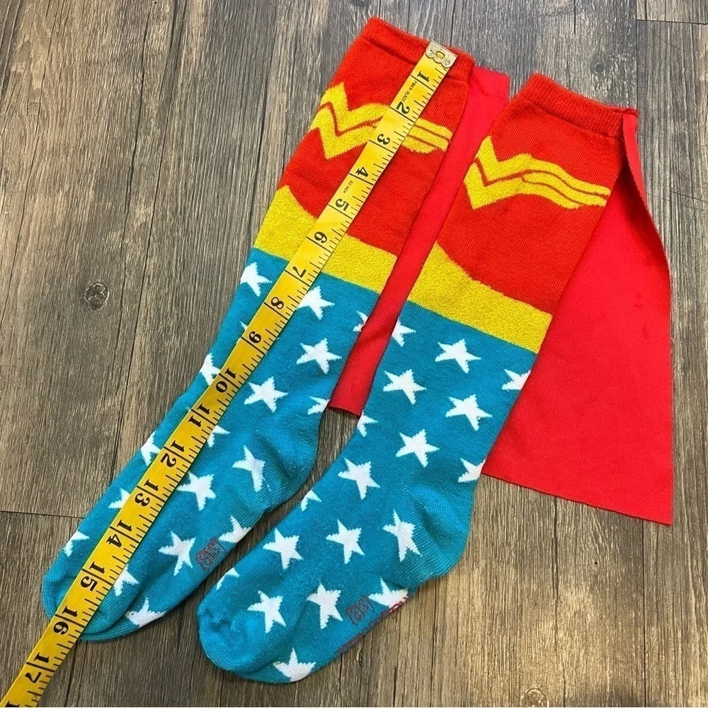Holiday Wonder Woman Superhero Adult Knee High Cape Sock Festive Costplay M